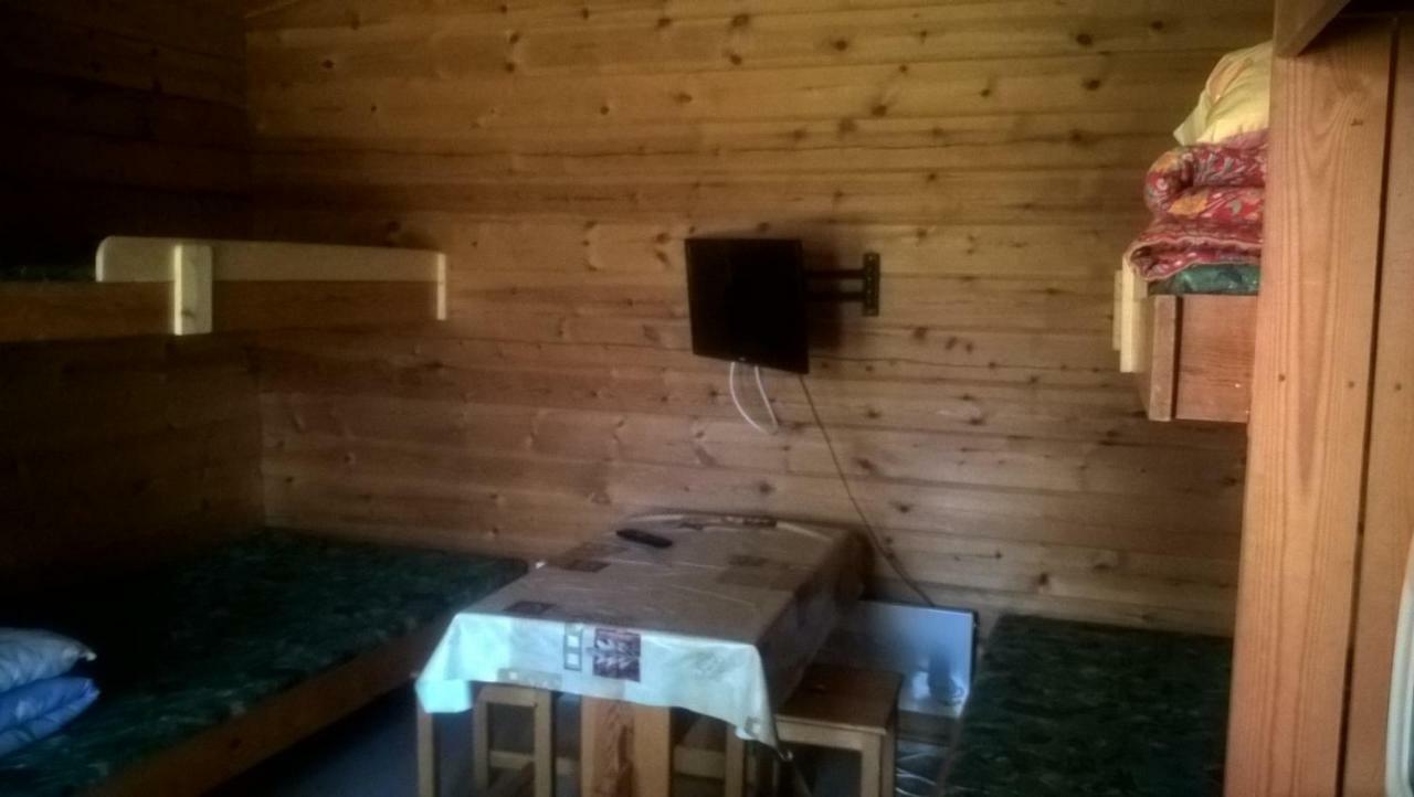 Pirttiniemen Lomakylae Hotel Muurasjärvi Exterior foto